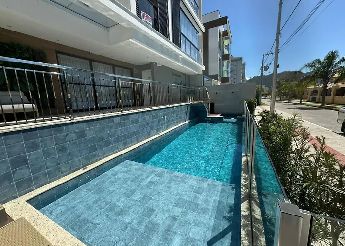 Cod 161 - Apartamento Com Spa Privativa A 100M Do Mar Governador Celso Ramos