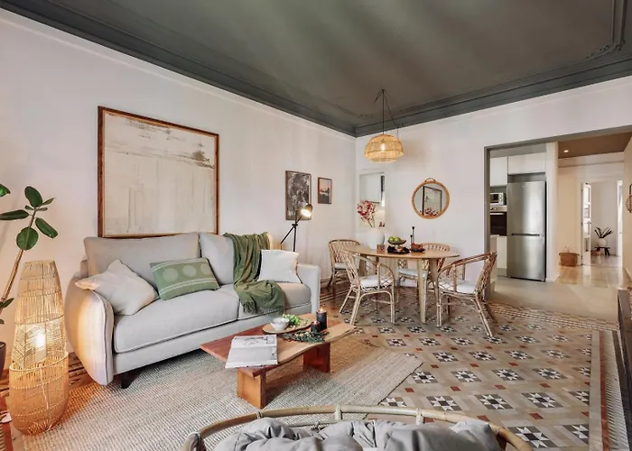 Gili - 2 Bedrooms And Terrace In Eixample Dreta Barcelona