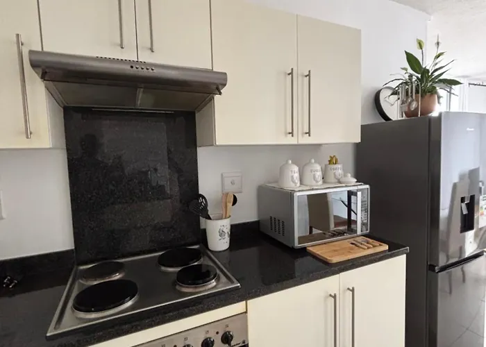 Cozy Cbd Apartment - Windhoek