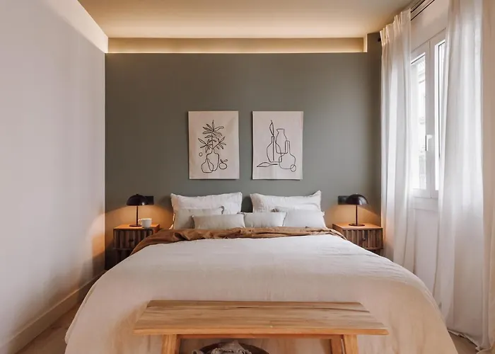 Casares - 1 Bedroom In Gracia Barcelona