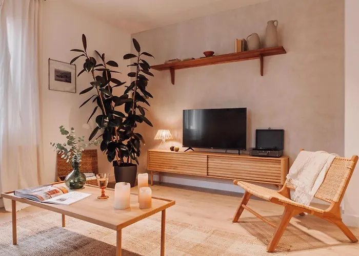 Casares - 1 Bedroom In Gracia Barcelona