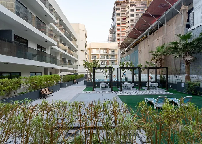 Lux & New 2 Bhk In Jumeirah Village Circle I Close To Everything I Pool I High Speed Internet I Balcony Dubai