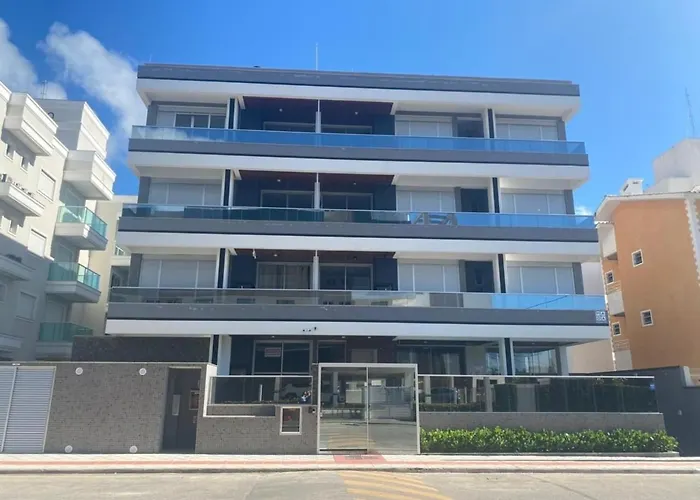 Cod 66 - Excelente Apartamento A 350 Do Mar Governador Celso Ramos