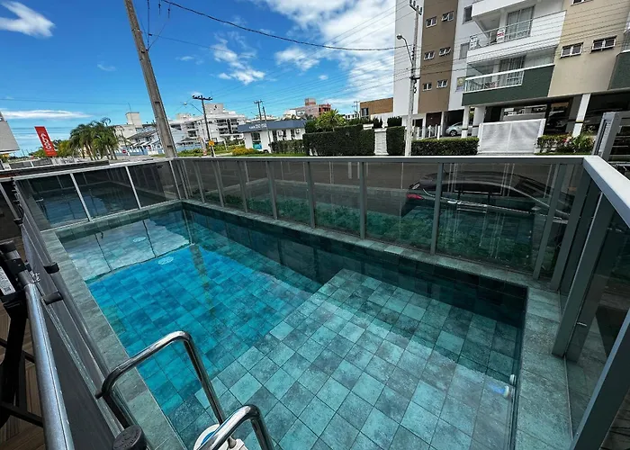 Cod 165 - Apartamento Com Piscina A 350M Do Mar Governador Celso Ramos