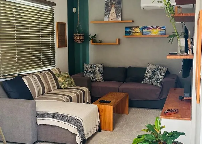 Sunshine & Serenity Suite-Private Parking And Pool-Grandbaie