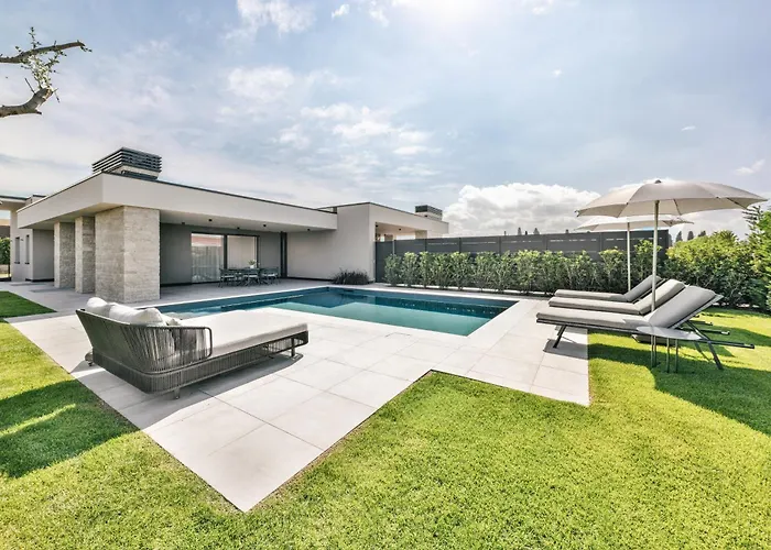 Lazise Pool Villa - Classique
