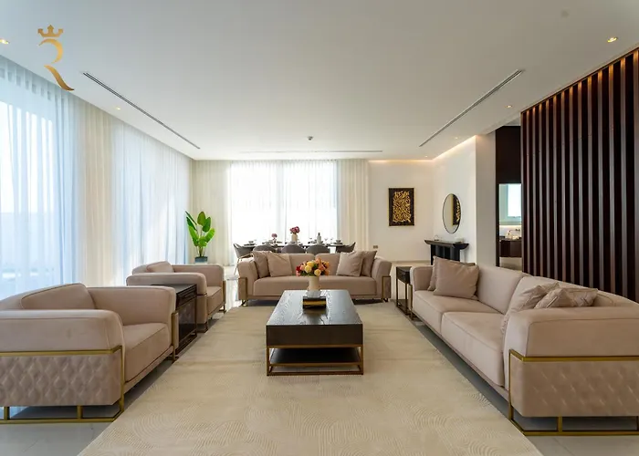 Aquira 5Br Villa - Stylish Family Escape Abu Dhabi