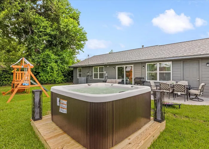 Villa Nr Med Center Nrg Bbq Hot Tub Swing Set Games Houston