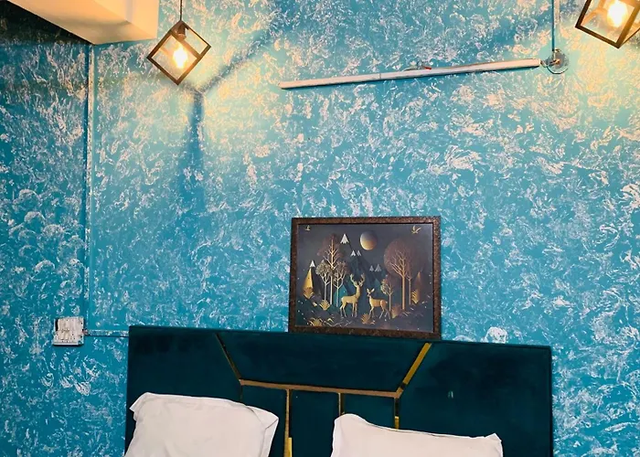 Glory Hotel Noida