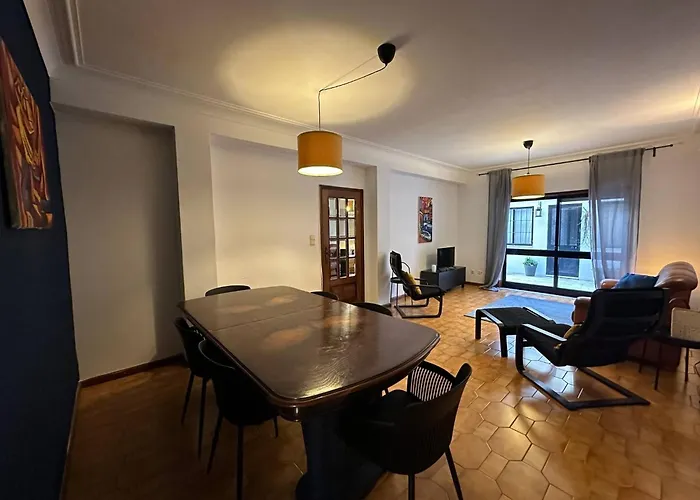 Villa Ground Level House With Patio Vila Nova de Gaia