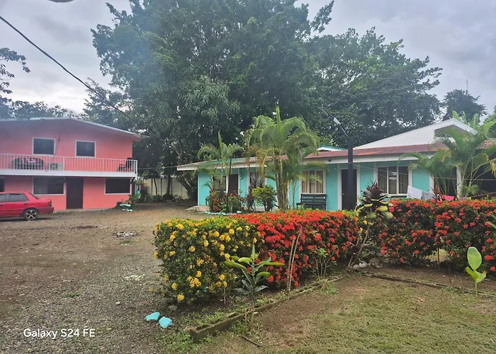 Hostel yuriel Uvita