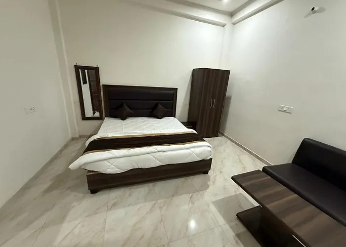 Grand Vista Kashi 2Bhk Home Varanasi