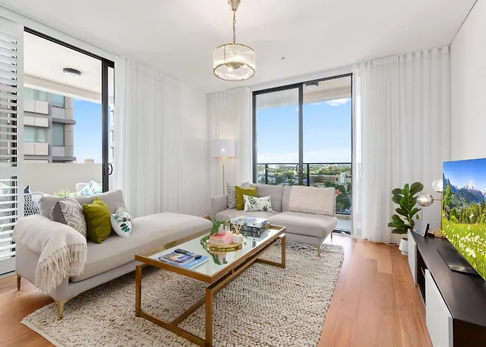 Central Redfern Home With Balcony Escape Sydney