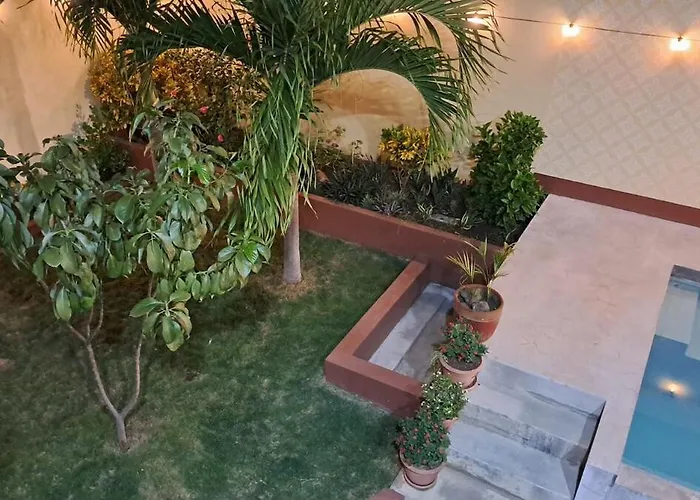 3 Bdr Quiet And Secure Home- Views, Private Yard And Pool Granada