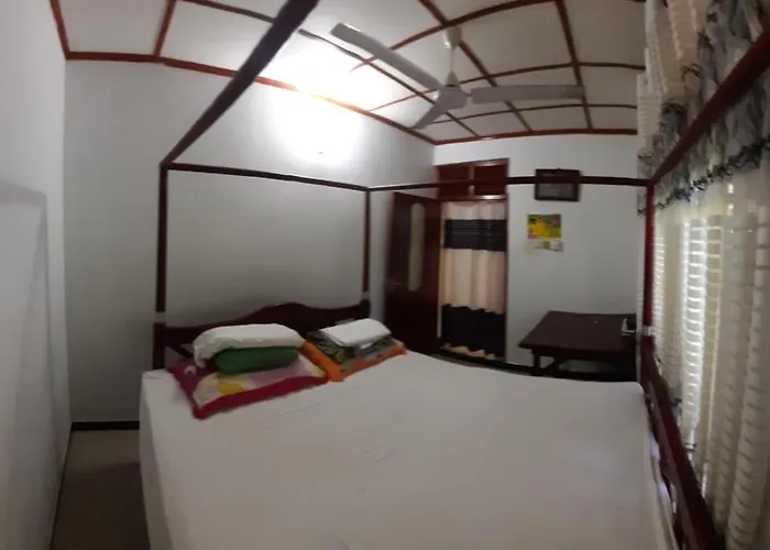 Sam'S Villa Weligama