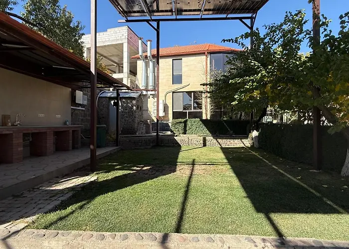 Villa С Закрытым Бассейном Dzoraghpʼyur