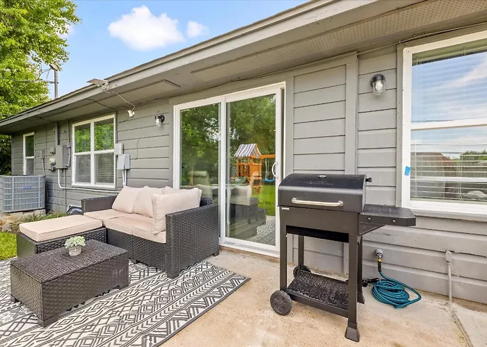 Villa Nr Med Center Nrg Bbq Hot Tub Swing Set Games Houston