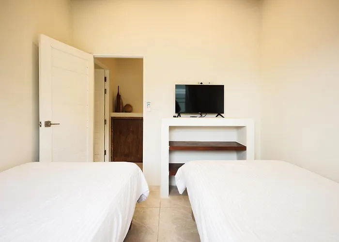 Dreamy Jungle View Villa Haad Chao Phao