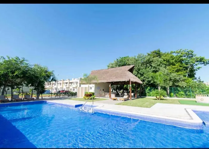 Apartment With Pool, Gym And Excellent Location Playa del Carmen