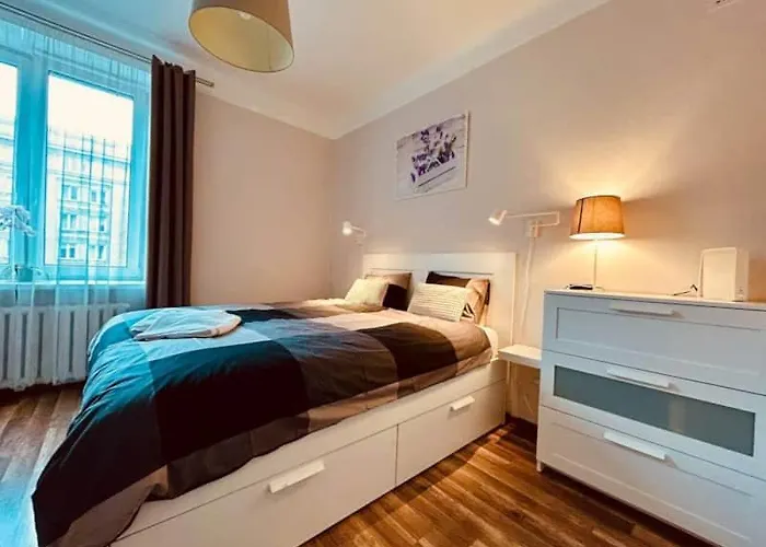 Cozy Apartment On Marszalkowska Street In The Center Of Warsaw - Savior'S Square
