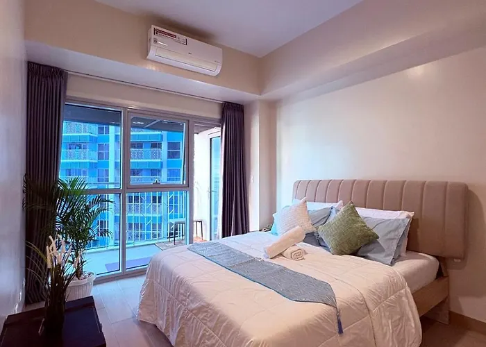 2Br At Bayshore 2 Near Okada & Airport Manila