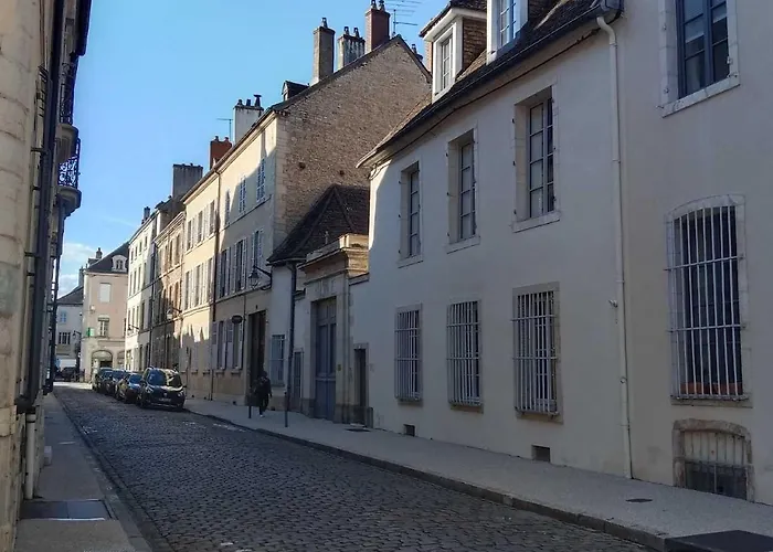 Right Place Beaune 