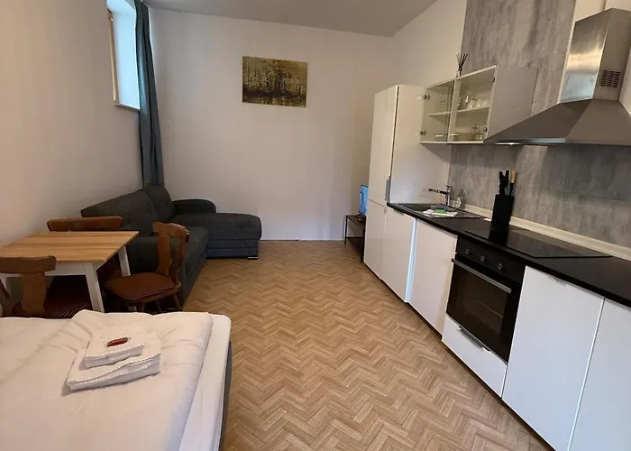 Gasthof zum goldenen Schiff - Budgetwohnung im Hotel Marktbreit