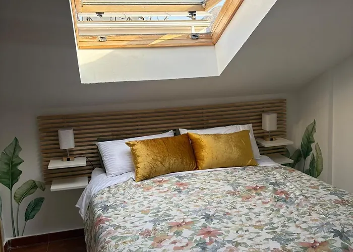 Cozy Getaway 30M From Beach In Málaga