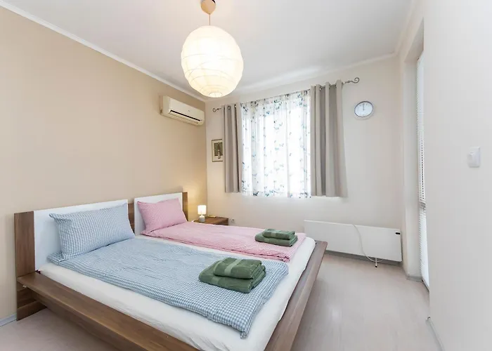 Lovely Central 1 Bedroom Condo In Sofia