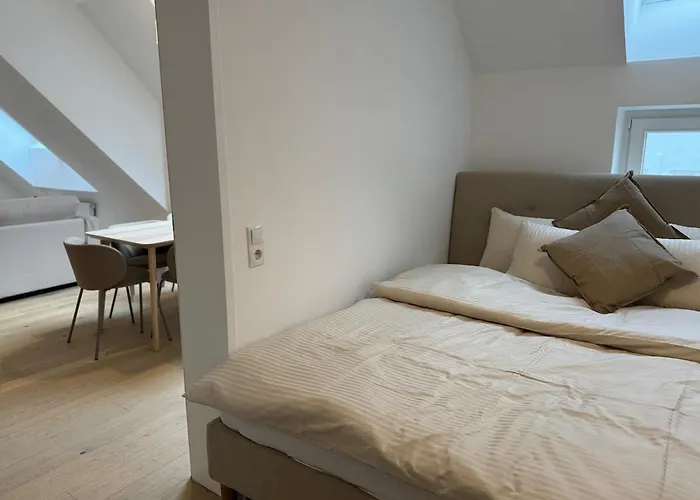 Ferienwohnung train station, 2BR, Danube, Kahlenberg, Historic - FHG 20 Wien