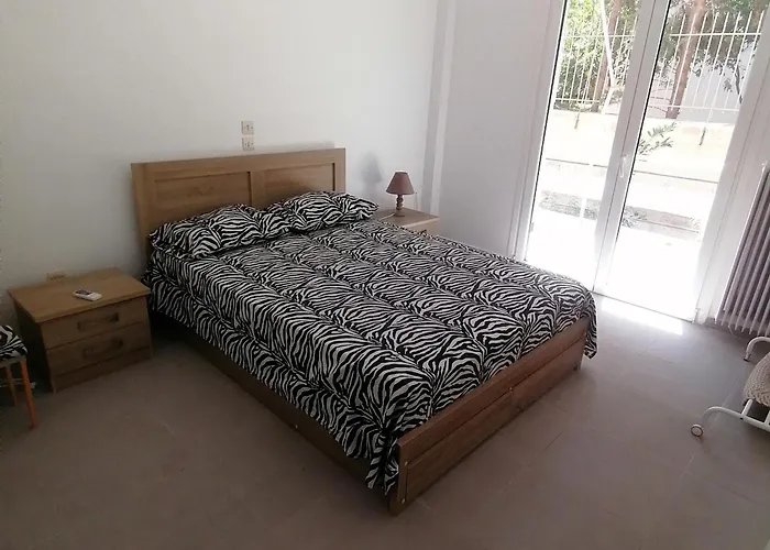 2pax, central Voula, market, beach Athen