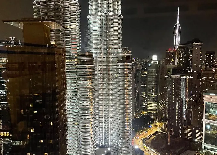 Modern 1Br Apartment With Klcc Twin Towers View Kuala Lumpur