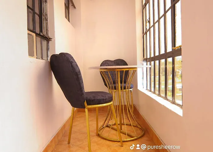 Pure Luxurious Suites,Gladwin Apartment Naivasha