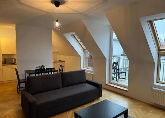50qm, balcony, near center, Schönbrunn, attic Wien