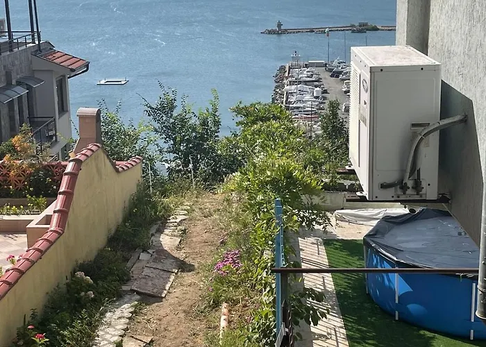 Bonne Chance Apartment Sosopol