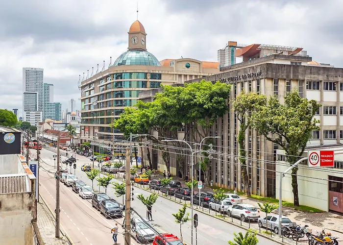 Ape Completo, Elegante E Revitalizado Em Curitiba