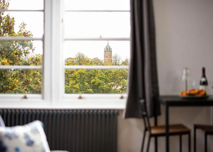 New Stunning Clifton Flat-Parking-By Fabaccommodation Bristol