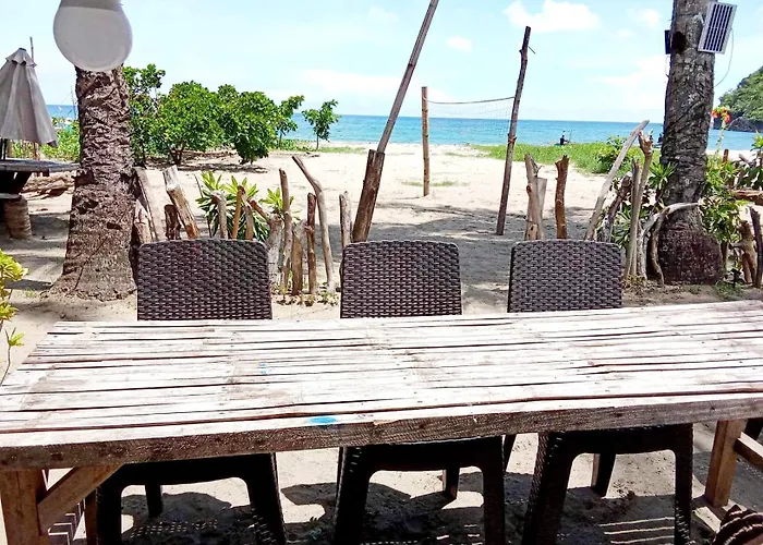 Hotel Roundhouse Sipalay