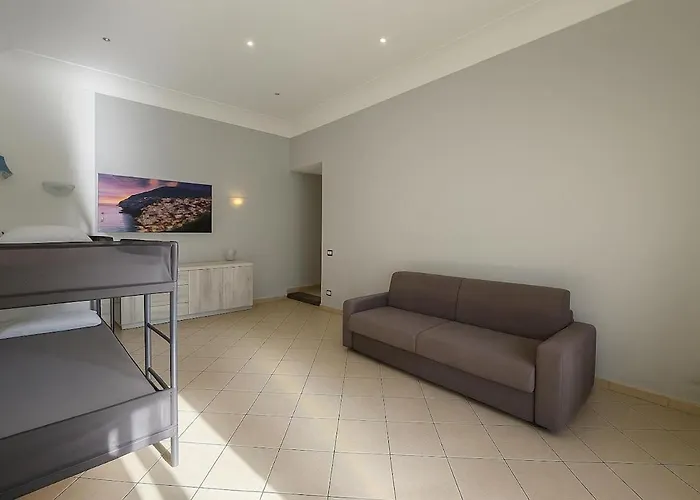 House By The Station -Close To Oplonti Ruins Torre Annunziata