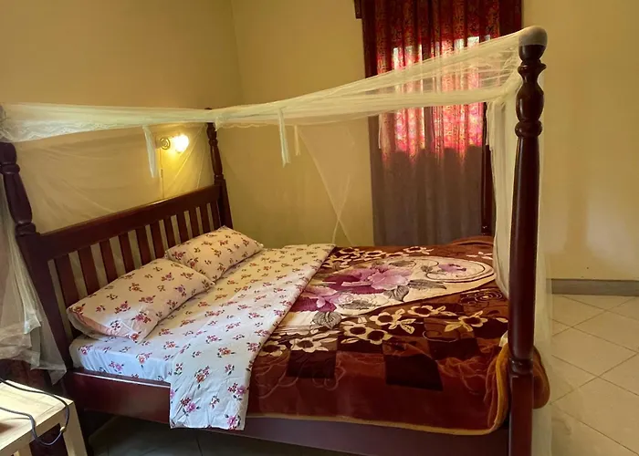 Entebbe Gardens Holiday Home