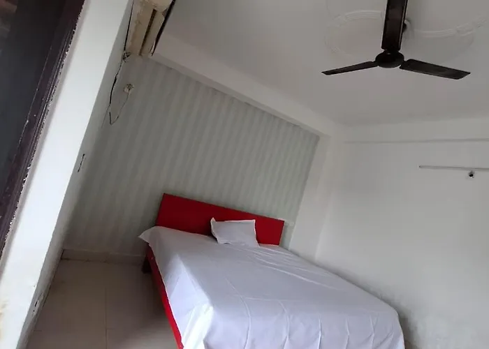 Hotel Doopar Residency Noida