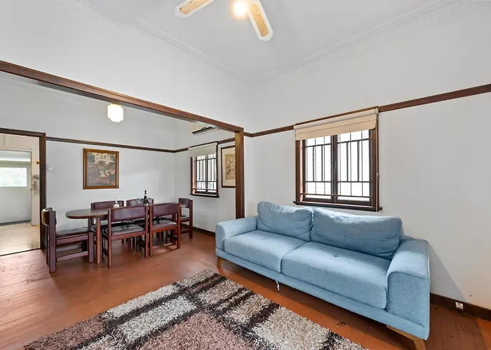 Comfortable 3 Bedroom Home Character Home-3Rd Room Has Sofa Bed Brisbane