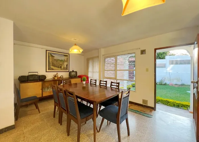 Villa Casa Con Jardin Cochabamba