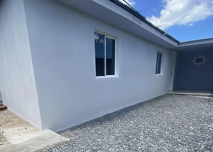 Casa Em Coroados - 800 Metros Da Praia Guaratuba