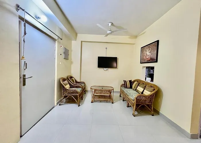 Kashi Gateway Full Furnished 1 &2 Bhk Ac Apartment Varanasi