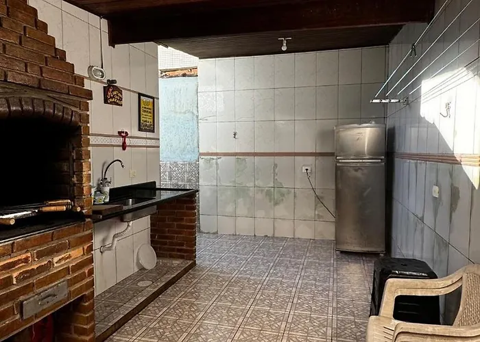 Casa 2 Quartos Na Ocian A 200M Da Praia! Pet Friendly, Churrasqueira Praia Grande 
