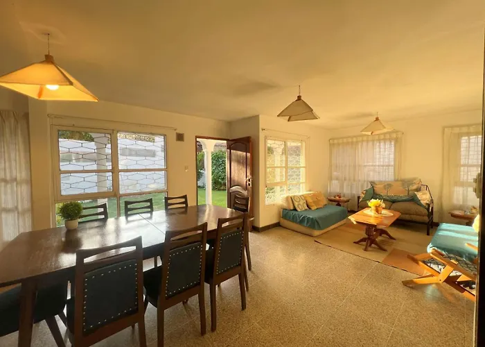 Villa Casa Con Jardin Cochabamba