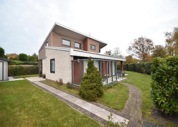 Villa In Kamperland With Garden