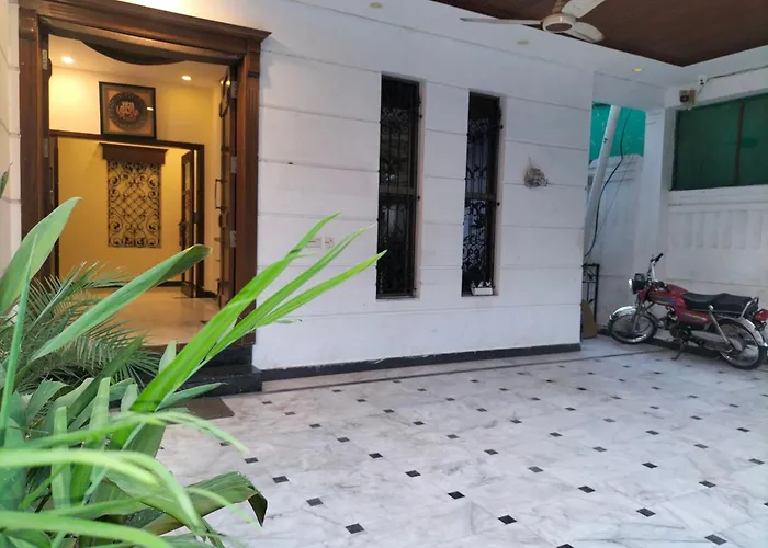 Sky Heaven Guest House Islamabad