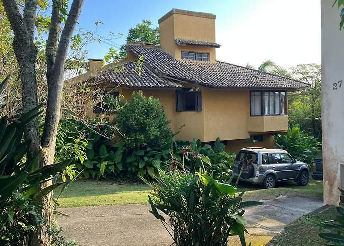 Ampla Casa Em Meio A Natureza Florianópolis